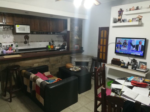 Imagen 4 de 10 de Casa Ph En Venta En Ramos Mejia Sur