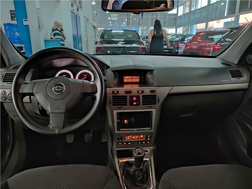Imagem 9 de 9 de Chevrolet Vectra 2.0 Mpfi Gt Hatch 8v Flex 4p Manual