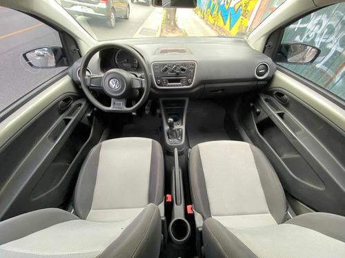 Imagen 3 de 6 de Volkswagen Up! 2015 1.0 Take Up! Aa 75cv 3 P
