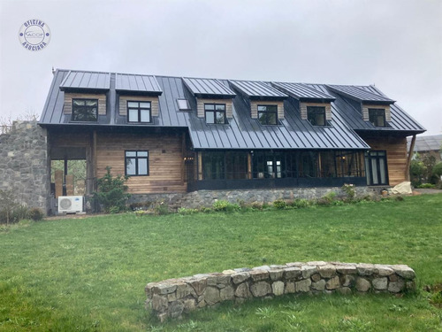 Venta Moderna Y Preciosa Casa En La Ciudad De Valdivia.