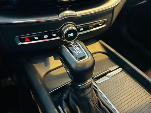 Imagem 13 de 15 de Volvo Xc60 T-5 Momentum 2.0 254cv Awd 5p