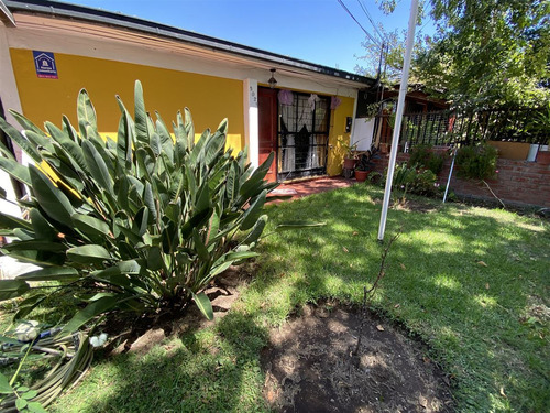 Casa En Venta,ñuñoa,maria Celeste,3 Dormitorios.