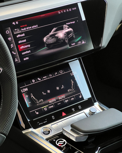 Audi Q8 Sportback E-Tron 0.0 55 E-Tron S-Line Quattro