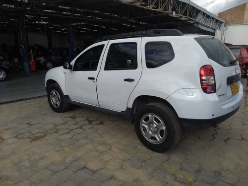 Renault Duster Expression (placa: 457)