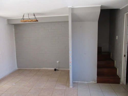 Casa Pje. Cerrado Parque Norte 2 Pisos 2 Dorm. Renca