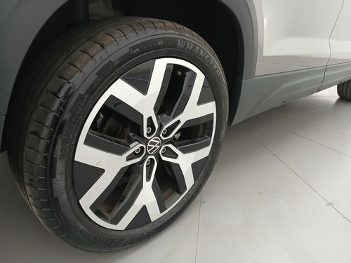 Volkswagen Taos 1.4 250 TSI TOTAL FLEX HIGHLINE AUTOMÁTICO