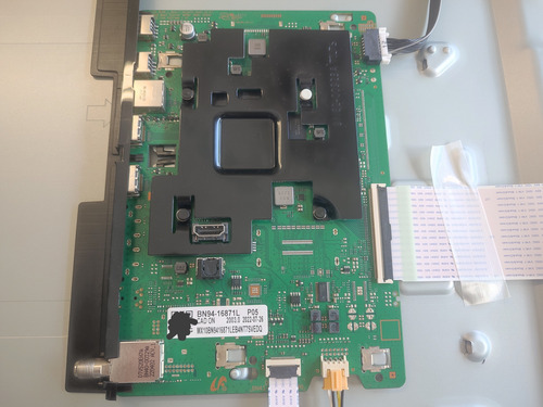 Main Samsung Modelo Un75au8200f (Usado)