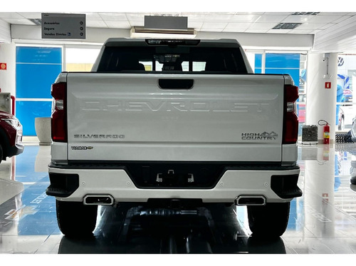 Chevrolet Silverado 5.3 V8 GASOLINA 1500 HIGH COUNTRY 4X4 AUTOMÁTICO