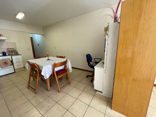 Monoambiente En Venta Con Balcon Zona Centro