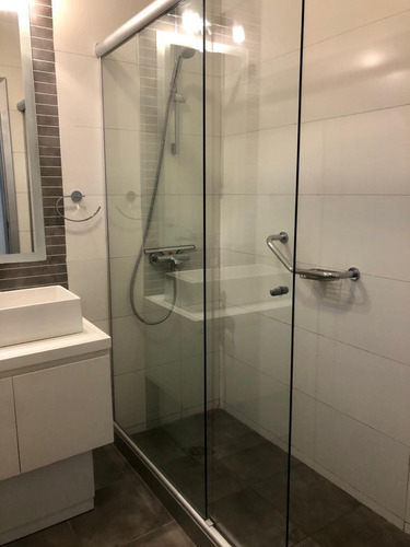Imagen 11 de 11 de Piso Alto En Gran Torre Con Servicios, Muy Buena Vista