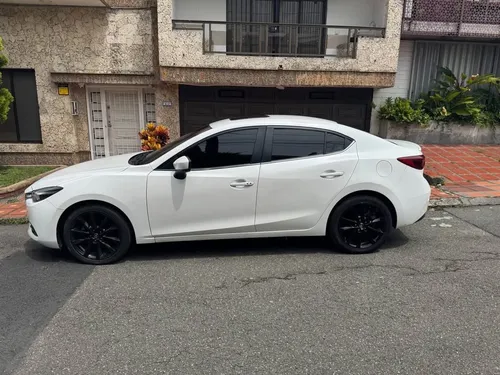 Mazda 3 2.0 Grand Touring At