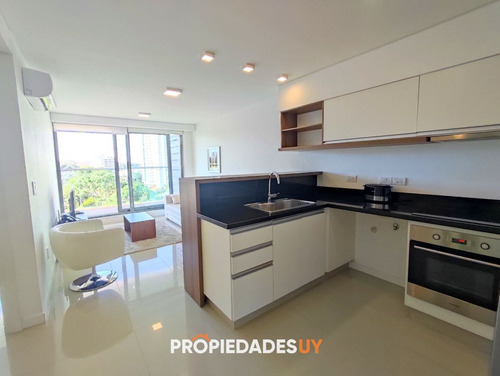Imagen 6 de 26 de A La Venta Un Dormitorio Y Medio A Pasos De Rambla Brava - Punta Del Este