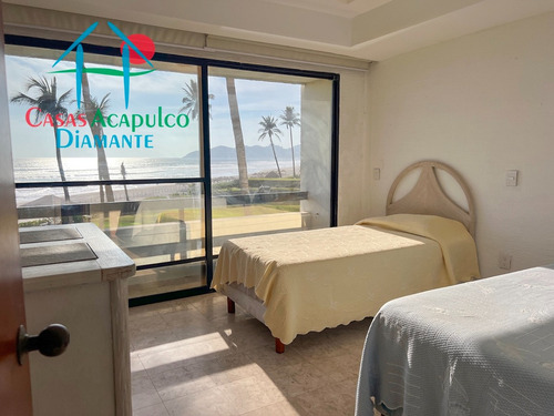 Cad Torre Uno 213. ¡frente Al Mar! Departamento En Playa Diamante Con Acceso Directo A La Playa