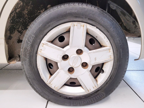 Ford Fiesta 1.0 MPI SEDAN 8V FLEX 4P MANUAL