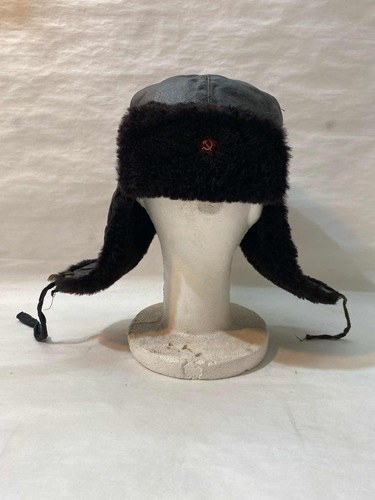 Antiguo Gorro Ruso De Cuero Con Símbolo Comunista