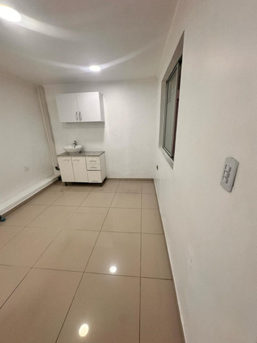 Se Arrienda Hermoso Local Comercial Ideal Para Centro Medico