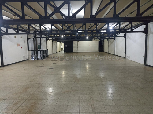 Imagen 9 de 10 de Edificio, Galpón En Alquiler En Maracay 23-21037 Kmir