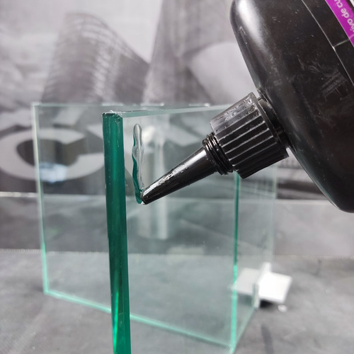 Ultracure® 720, Adhesivo Epoxico Uv De Alta Viscosidad