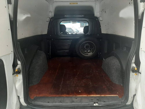 Imagem 10 de 10 de Fiat Fiorino 1.4 Mpi Furgão 8v Flex 2p Manual