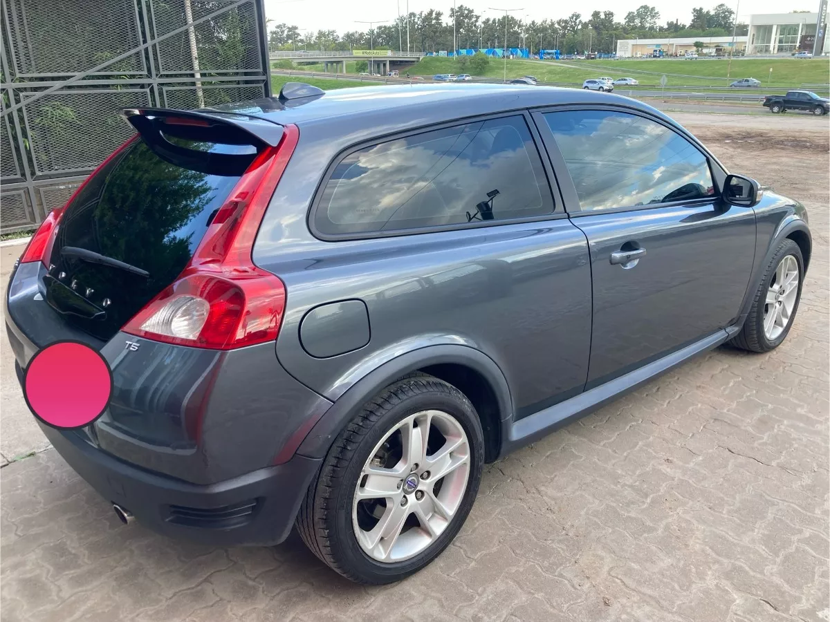 Volvo C30 2.4 T5 220hp At Pack Premium