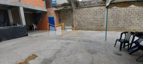 Imagen 7 de 18 de Mk Inmobiliaria Vende Local En La Calle Sucre, Los Teques / 04126968207