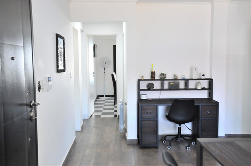 Imagen 8 de 30 de Moderna Casa En Banfield Este C/quincho Y Pileta