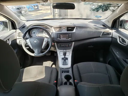 Nissan Sentra 1.8 Advance At