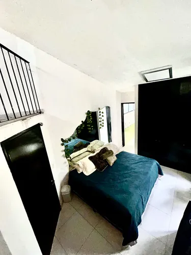 Se Renta Casa En Tepepan, A 8 Min Del Téc. De Monterrey Y Del Hospital Inr
