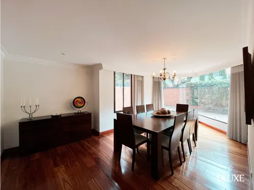 Vendo, Apartamento En La Carolina, 4 Habitaciones Para Inversión