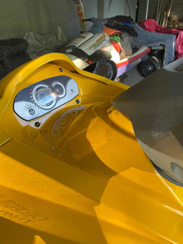 Imagen 2 de 12 de Yamaha Vx700s