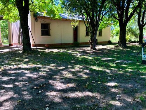 Imagen 3 de 13 de Uribelarrea - Casa Quinta En Venta