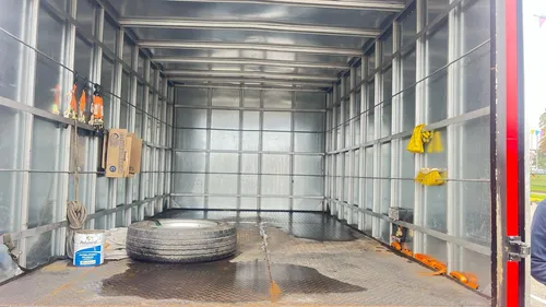 Camion Foton Furgon Mod 2023 Fhr Xl Perfecto Estado 9600kms