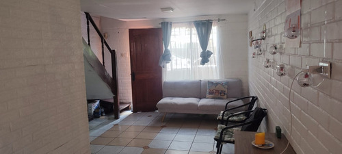 Linda Casa A Cuadras De Mall Arauco Maipu
