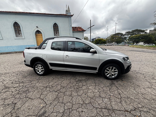 Volkswagen Saveiro 1.6 16v Cross Cab. Dupla Total Flex 2p