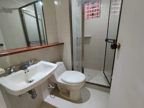 Apartamento En Arriendo En Calasanz. Cod A17347