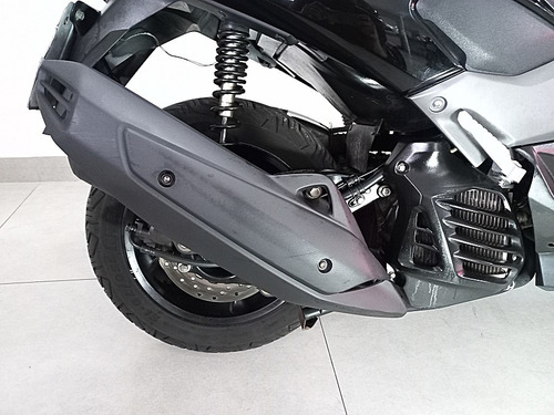 Imagem 11 de 14 de Yamaha Nmax 160 Abs 2018