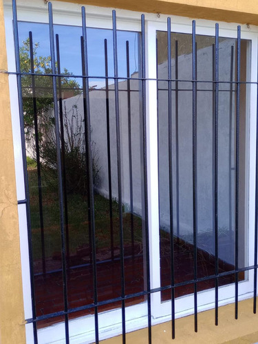 Casa En Venta . 4 Dormitorios 4 Baños - 500mts2 - Bolívar
