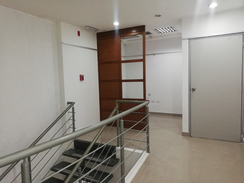 Imagen 8 de 13 de Local Comercial En Centro Comercial Buenaventura. Ndd