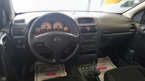 Chevrolet Astra 2.0 Advantage Flex Power 5p