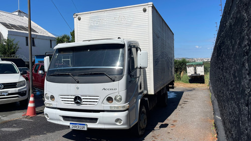 Accelo 715c 2005 Com Ou Sem Baú