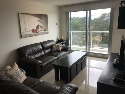 Apartamento En Alquiler Por Temporada De 3 Dormitorios En Roosevelt