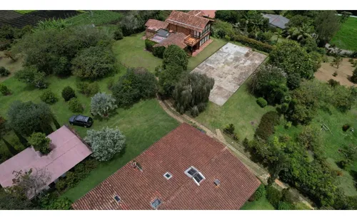 Finca Para La Venta En Ubicación Muy Privilegiada.