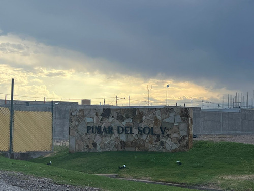Imagen 3 de 30 de Casa En Obra Avanzada En Barrio Privado Pinar Del Sol V.