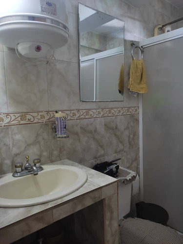 Venta De Casa En Urb. Los Haticos El Junquito