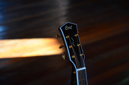 Imagem 7 de 8 de Violão Cort Gold A8 All Solid Fishman Flex Blend