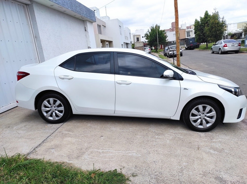 Toyota Corolla 2016 1.8 Xli Cvt 140cv