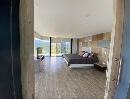 Imagen 6 de 30 de Hermosa Casa Campestre De 2 Plantas En Venta En El Peñol $ 3.000.000.000