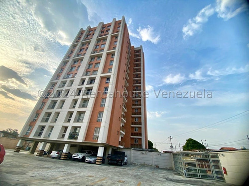 Apartamento En Venta En Conjunto Residencial Oeste De Barquisimeto Lara, Rc