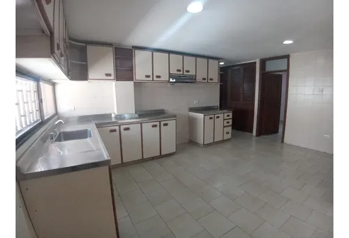 Apartamento En Arriendo En Altos De Riomar