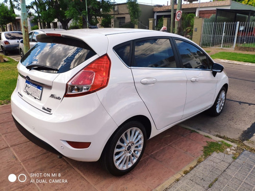 Ford Fiesta Kinetic Desingn Titanium
